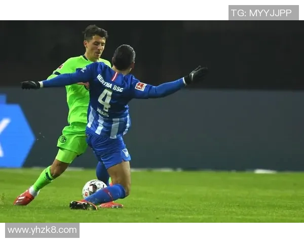 沙尔克04主场豪取三分,击败柏林赫塔成赛季首胜 沙尔克04主场豪取三分,击败柏林赫塔成赛季首胜