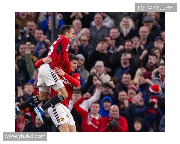 卢顿对曼联精彩比赛直播全程回顾与分析